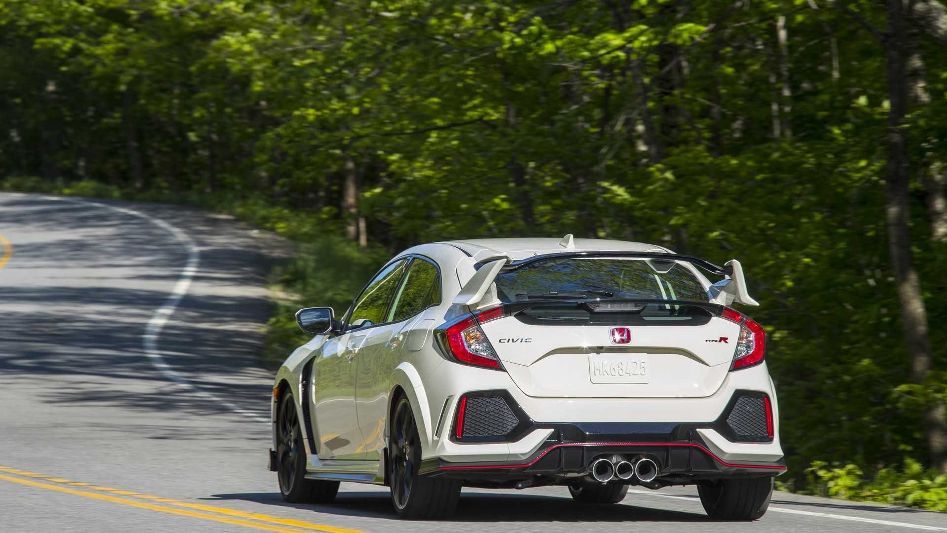 2019 Honda Civic Type R (Color: White Orchid Pearl) Rear Wallpapers #112 of 182