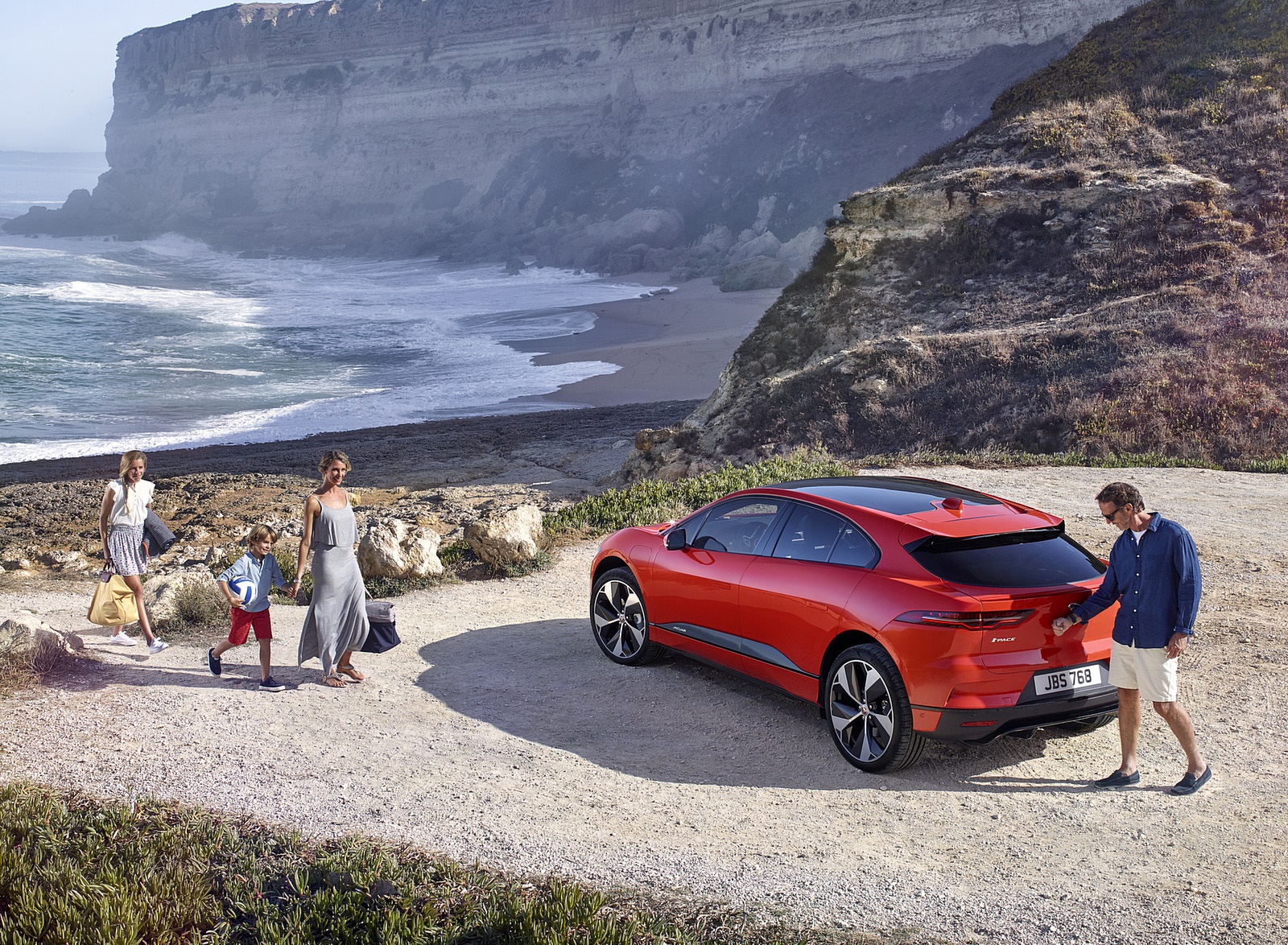 2019 Jaguar I-PACE (Color: Photon Red) Rear Three-Quarter Wallpapers #91 of 192