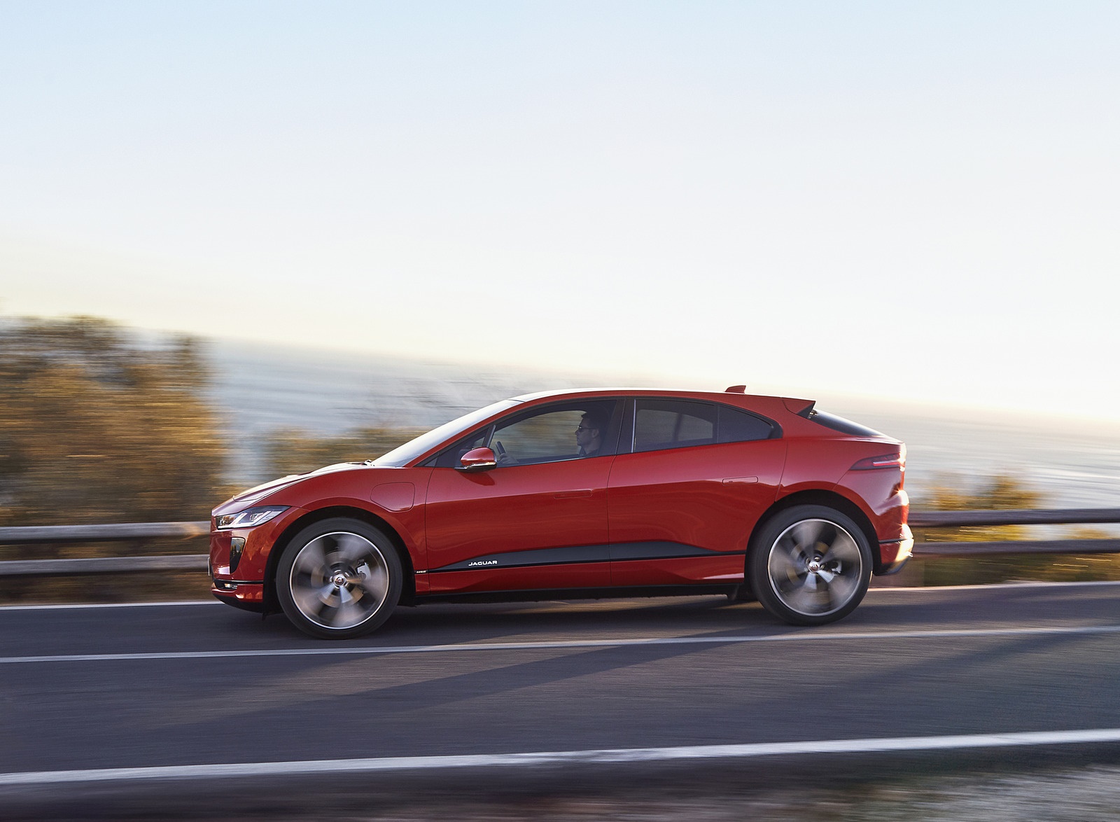 2019 Jaguar I-PACE (Color: Photon Red) Side Wallpapers #87 of 192