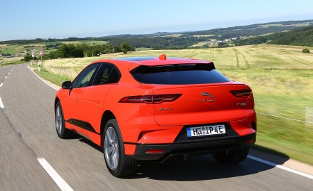 2019 Jaguar I-PACE EV400 AWD HSE First Edition (Color: Photon Red) Rear Three-Quarter Wallpapers 450x275 (29)