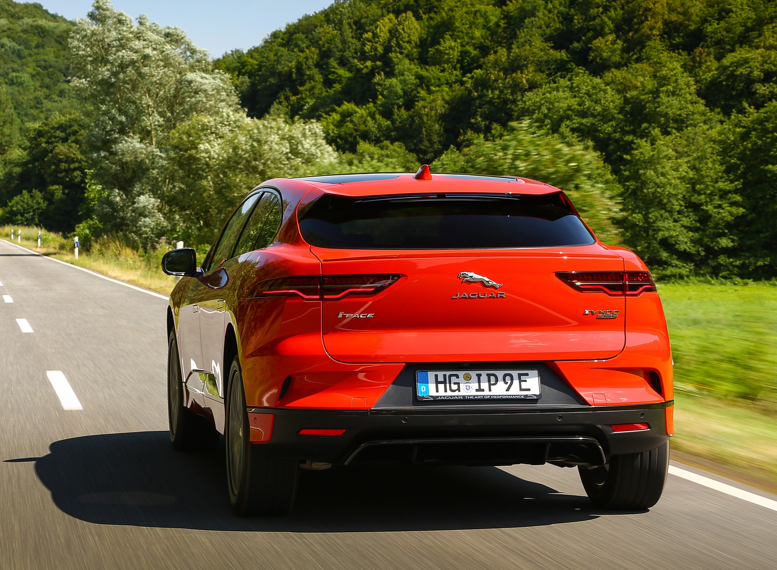 2019 Jaguar I-PACE EV400 AWD HSE First Edition (Color: Photon Red) Rear Wallpapers #30 of 192