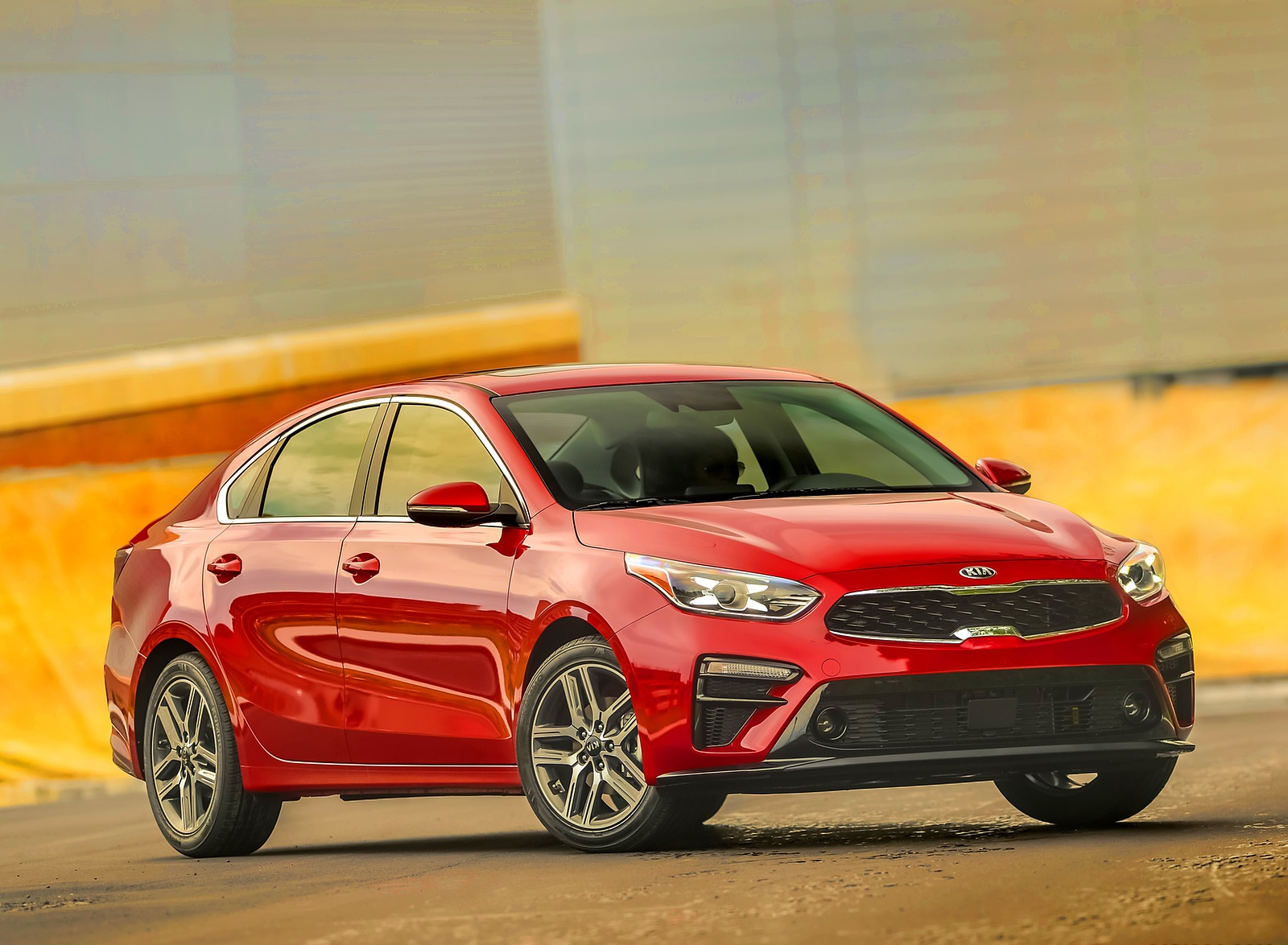 2019 Kia Forte Front Three-Quarter Wallpapers #52 of 73