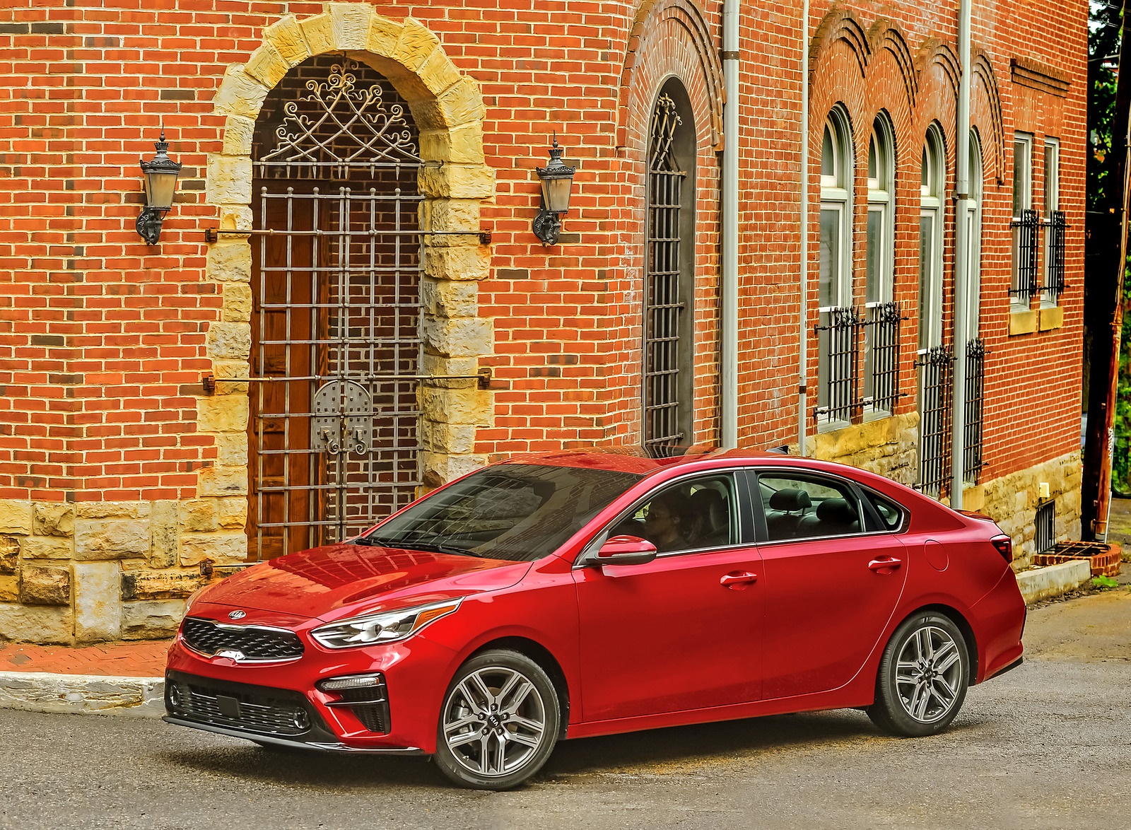 2019 Kia Forte Front Three-Quarter Wallpapers #36 of 73