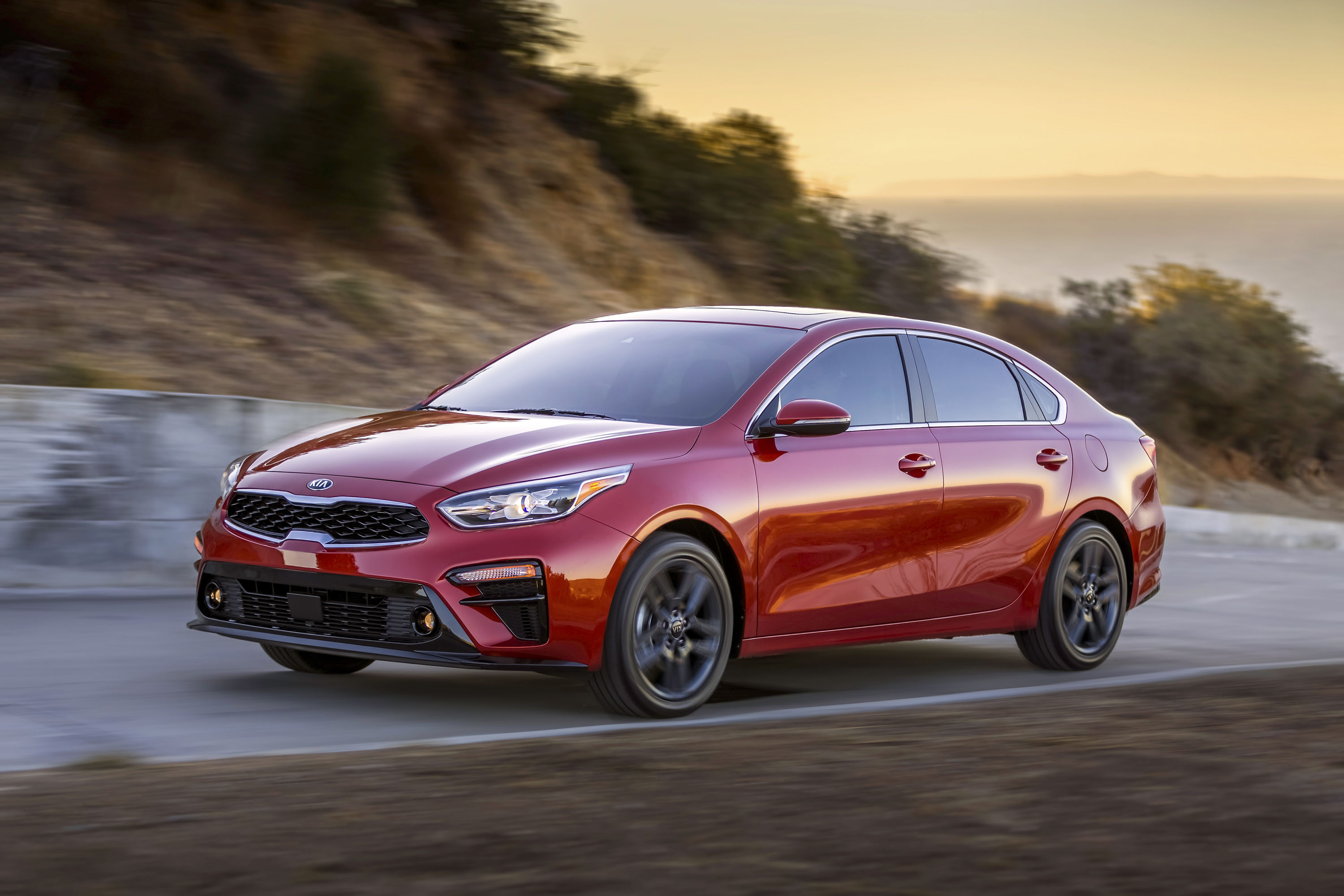 2019 Kia Forte Front Three-Quarter Wallpapers #2 of 73