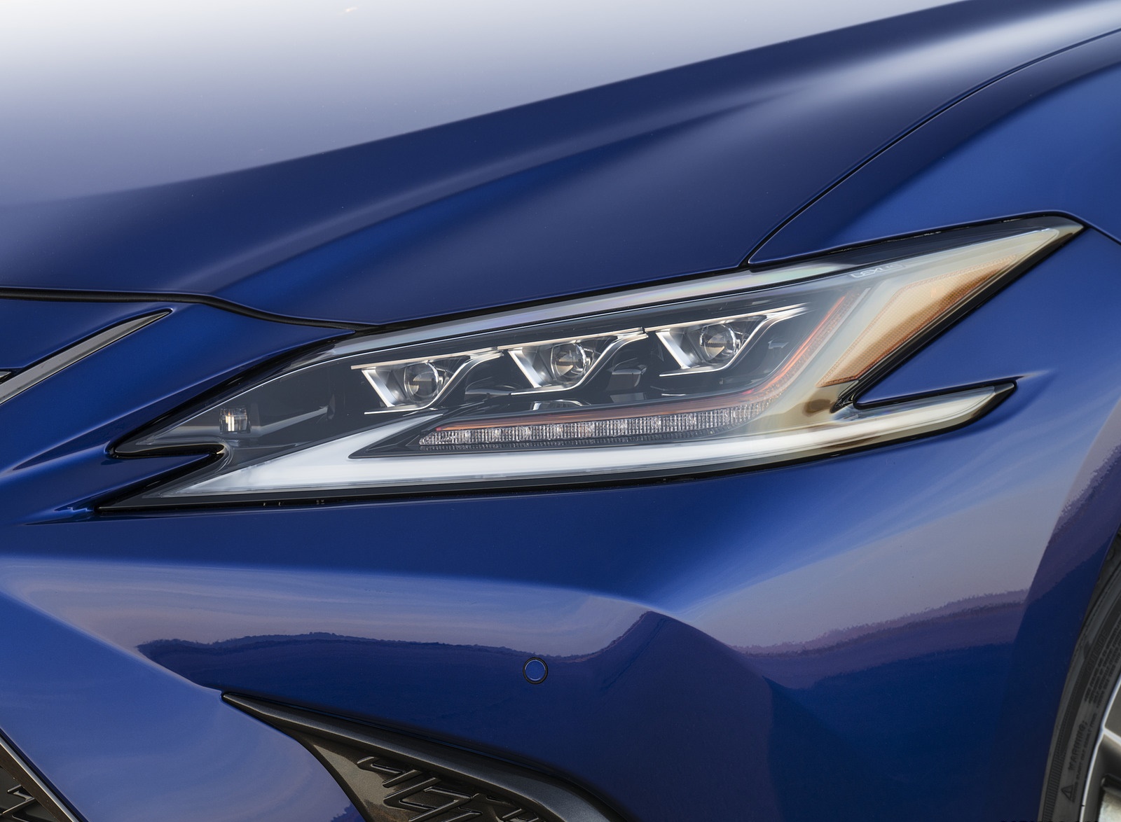 2019 Lexus ES 350 F-Sport Headlight Wallpapers #17 of 75