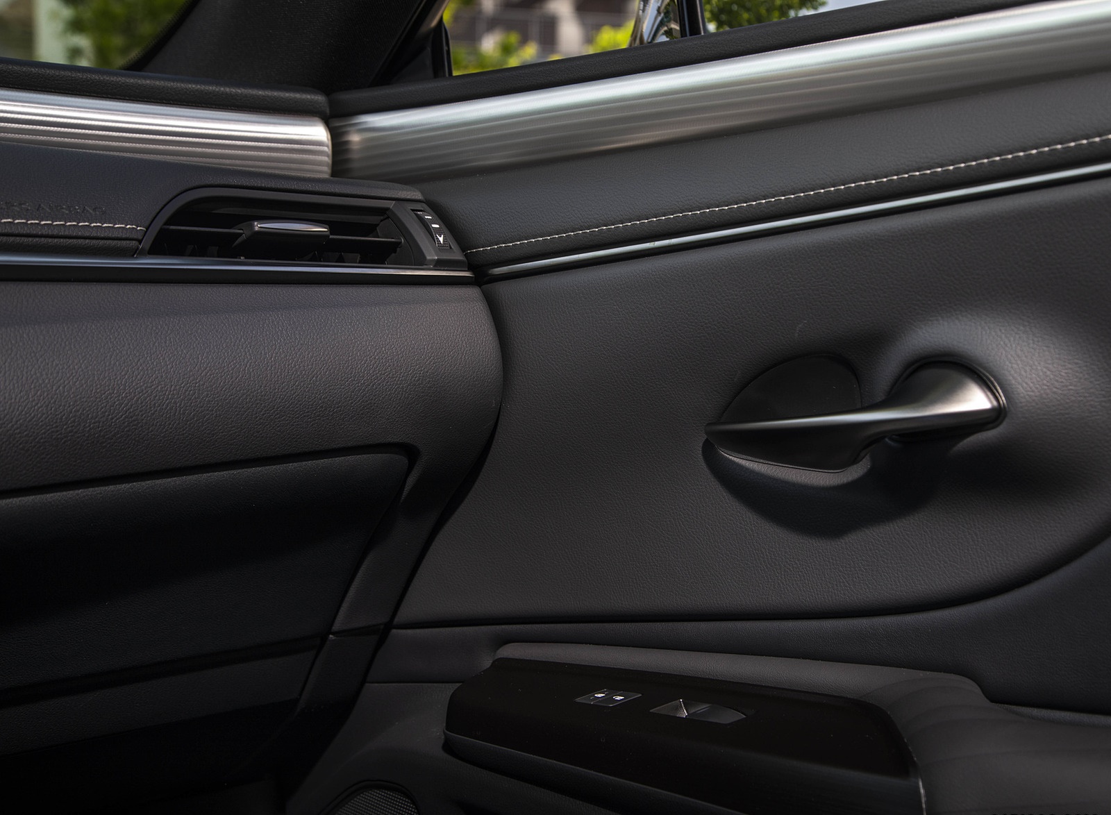 2019 Lexus ES 350 F-Sport Interior Detail Wallpapers #52 of 75