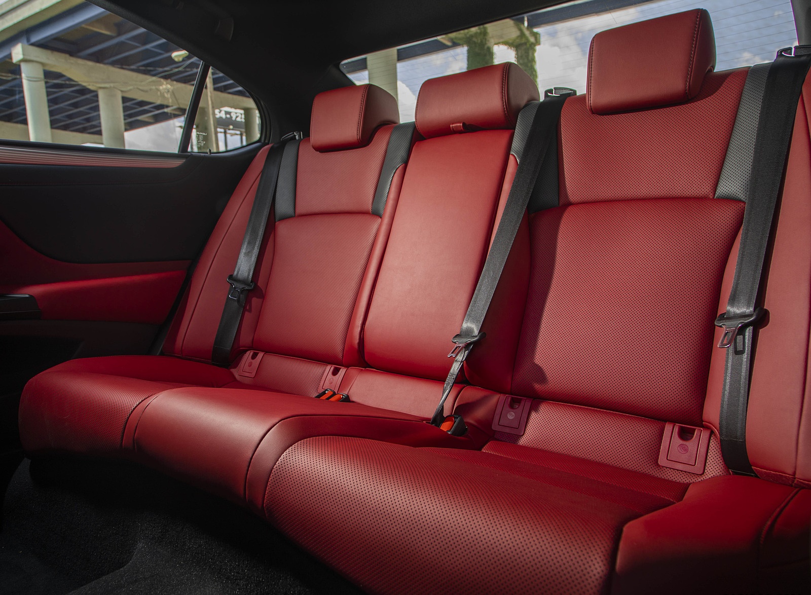 2019 Lexus ES 350 F-Sport Interior Rear Seats Wallpapers #41 of 75