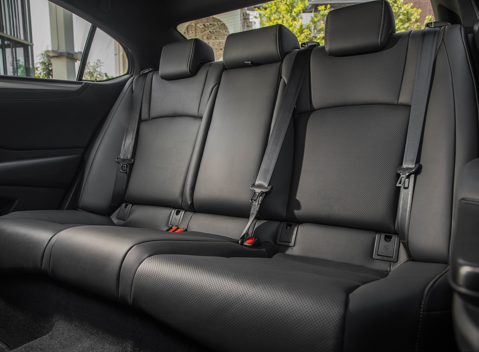 2019 Lexus ES 350 F-Sport Interior Rear Seats Wallpapers #50 of 75