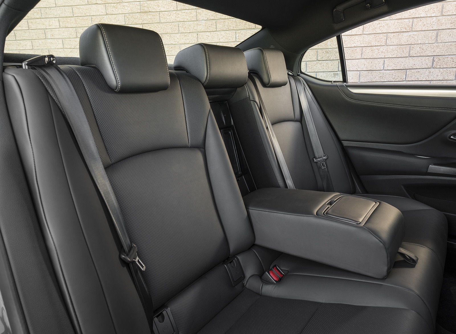 2019 Lexus ES 350 F-Sport Interior Rear Seats Wallpapers #27 of 75
