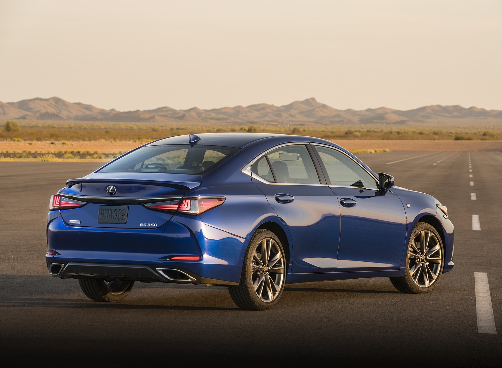 2019 Lexus ES 350 F-Sport Rear Three-Quarter Wallpapers (9)