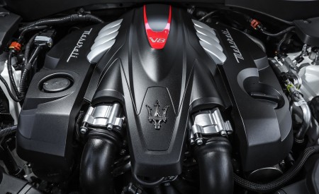 2019 Maserati Levante GTS Engine Wallpapers 450x275 (50)