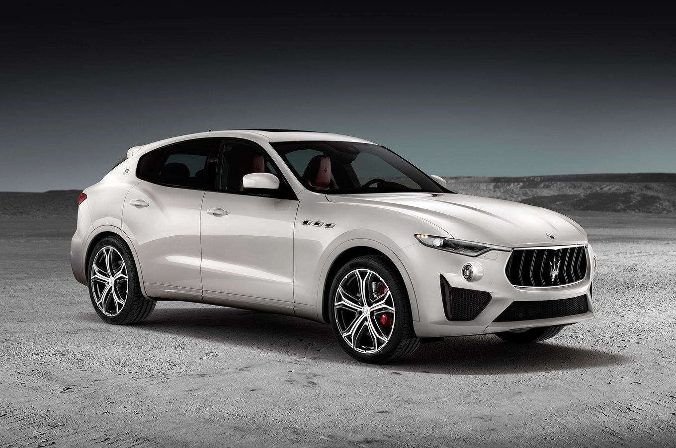 2019 Maserati Levante GTS Front Three-Quarter Wallpapers #75 of 89