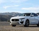 2019 Maserati Levante GTS Front Three-Quarter Wallpapers 150x120 (38)