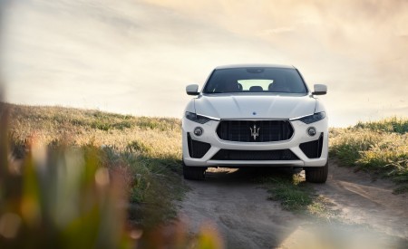 2019 Maserati Levante GTS Front Wallpapers 450x275 (66)