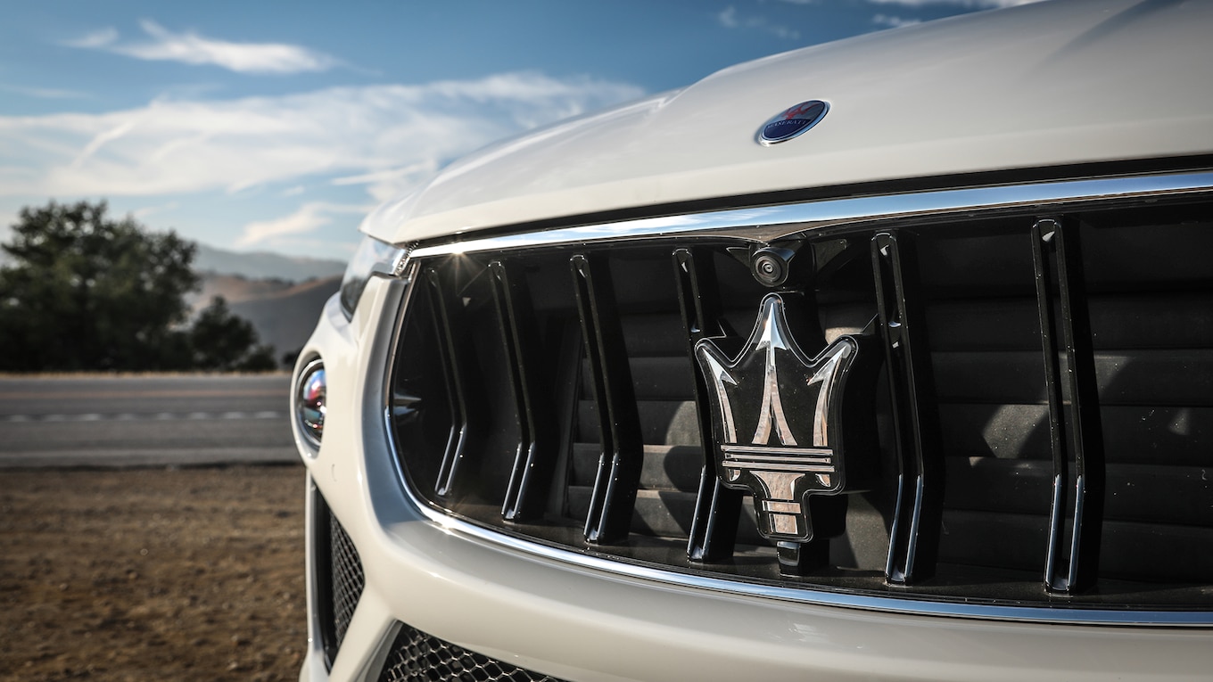 2019 Maserati Levante GTS Grill Wallpapers #33 of 89