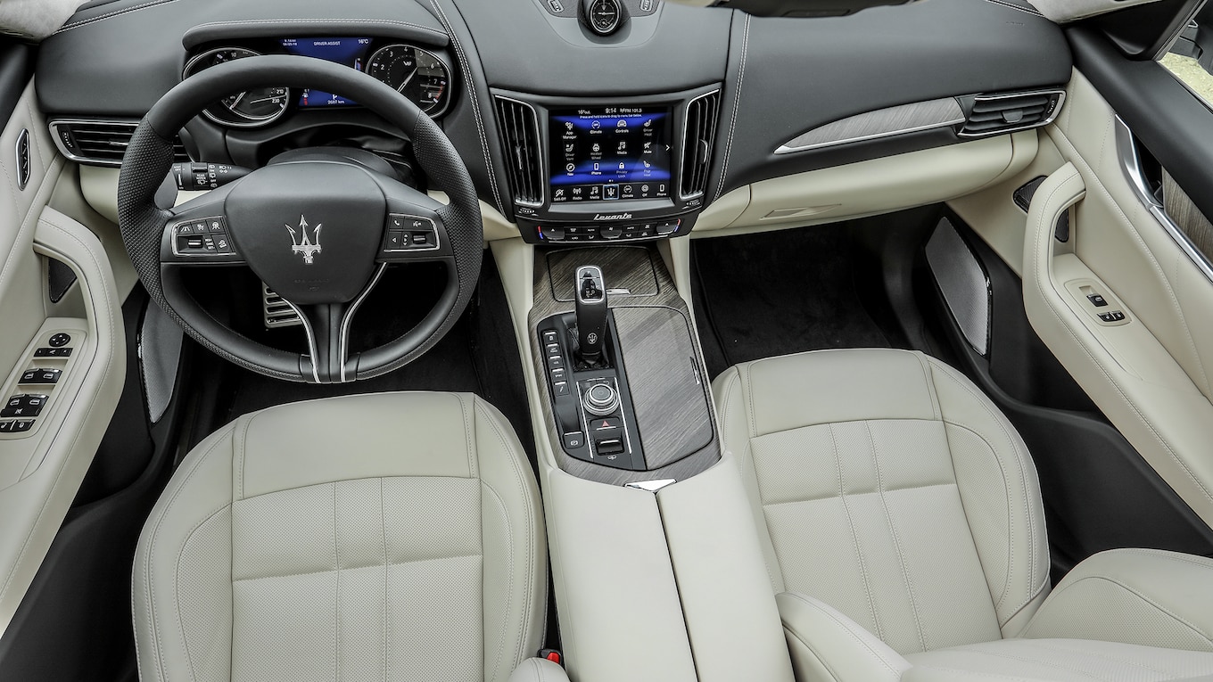 2019 Maserati Levante GTS Interior Cockpit Wallpapers #46 of 89
