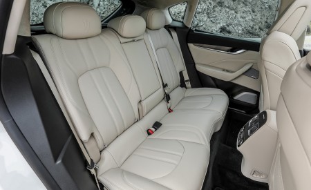 2019 Maserati Levante GTS Interior Rear Seats Wallpapers 450x275 (44)