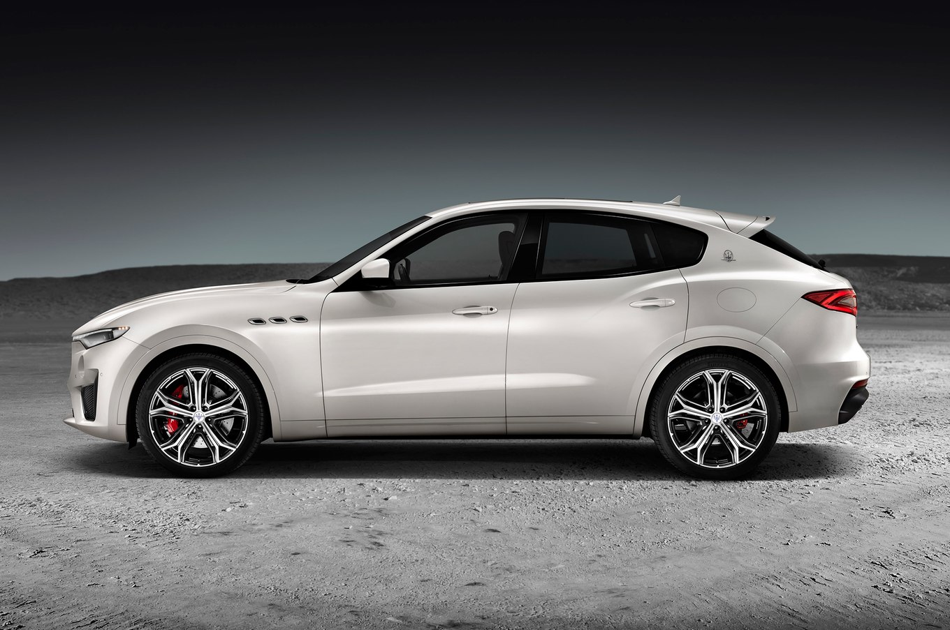 2019 Maserati Levante GTS Side Wallpapers #81 of 89