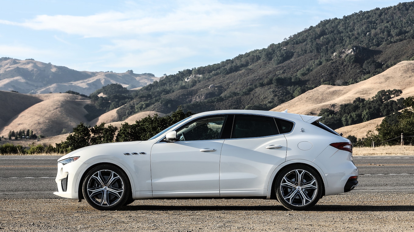2019 Maserati Levante GTS Side Wallpapers #41 of 89