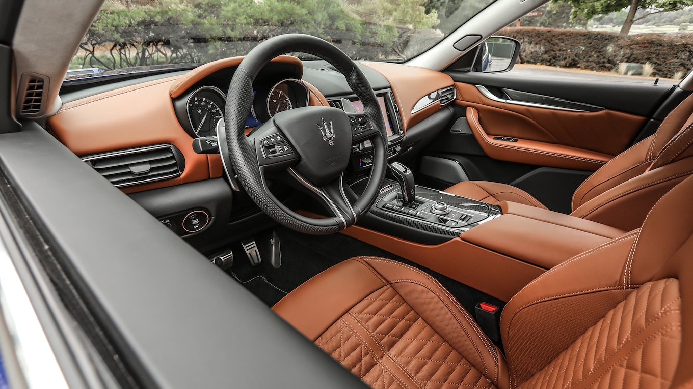 Maserati Levante Trofeo 2021 салон