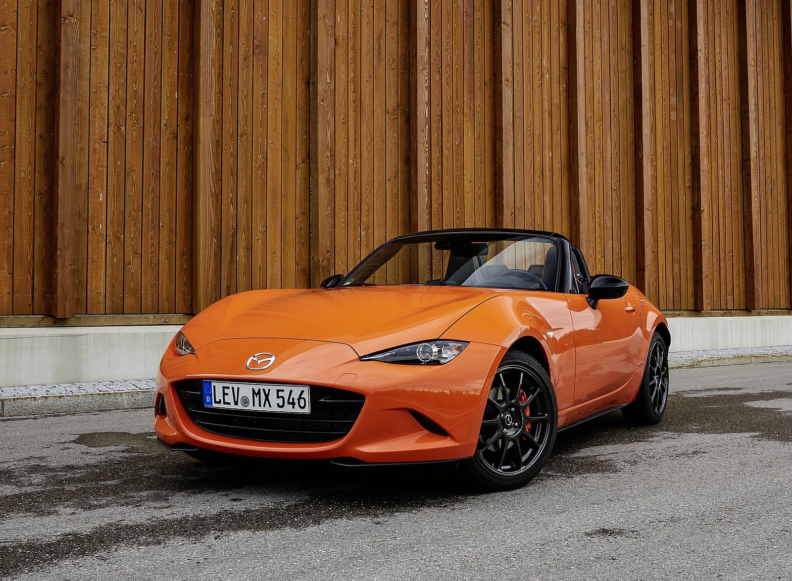 2019 Mazda MX-5 Miata 30th Anniversary Edition Front Wallpapers #58 of 87