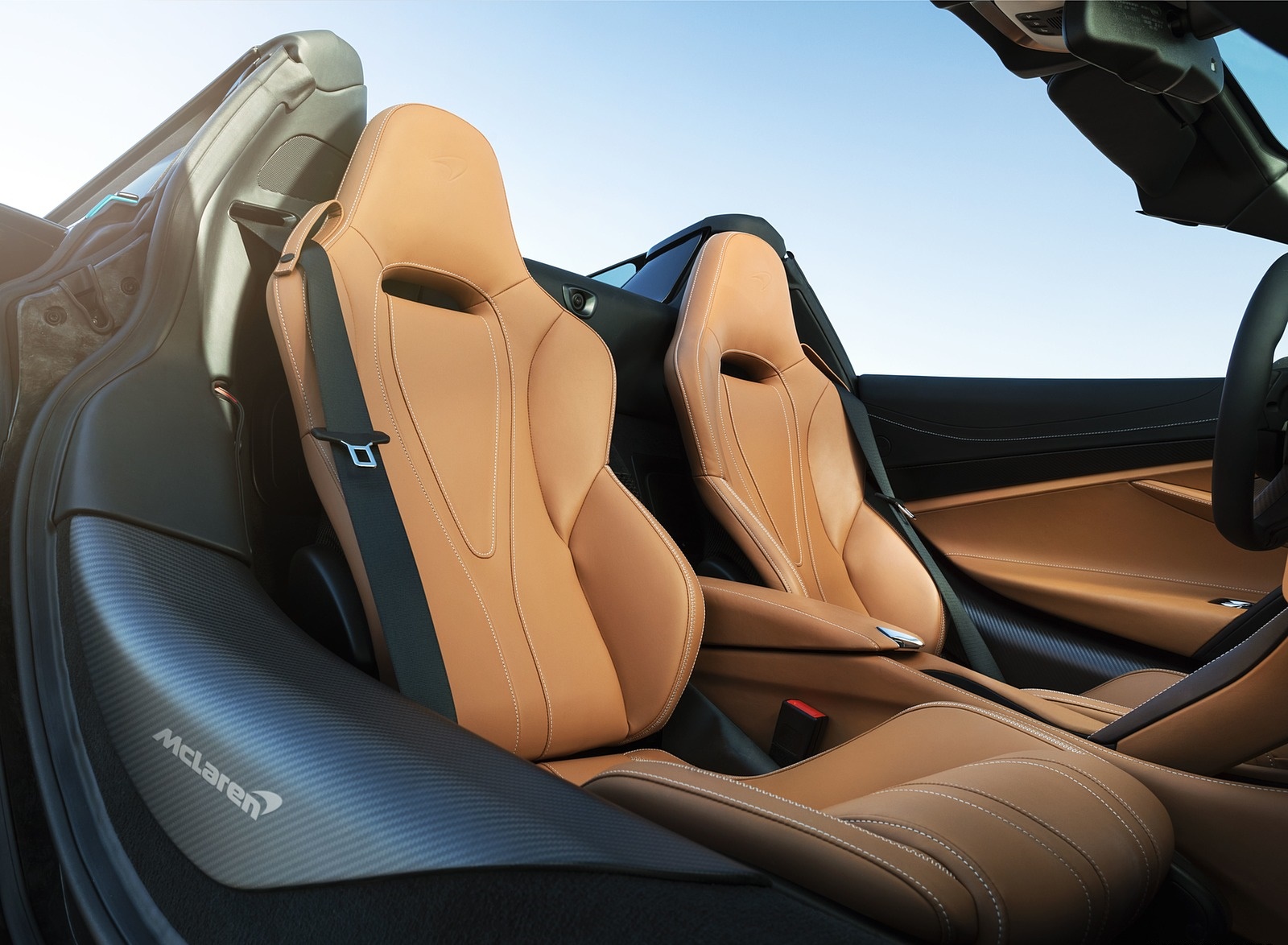 2019 McLaren 720S Spider (Color: Belize Blue) Interior Seats Wallpapers #17 of 67