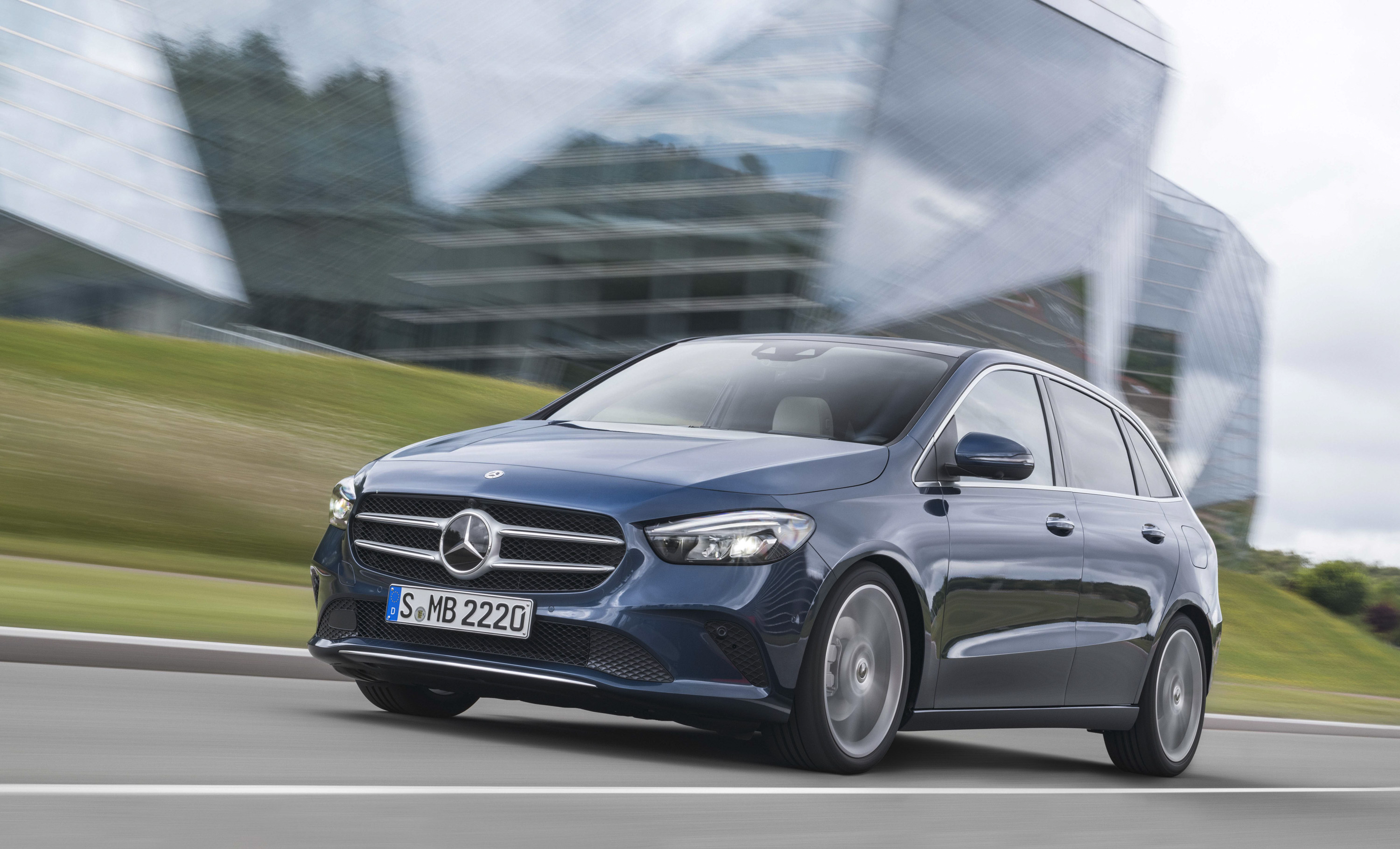 2019 Mercedes-Benz B-Class Front Wallpapers (10)