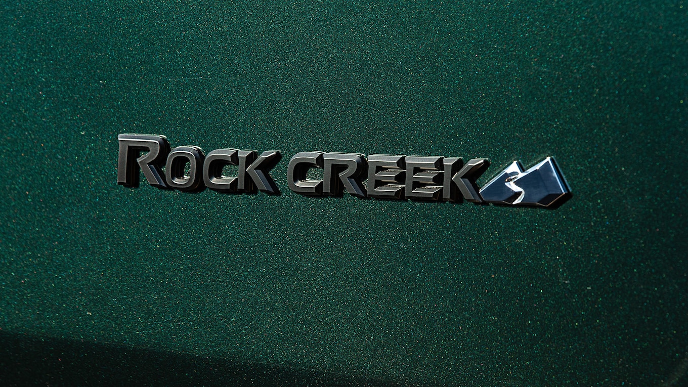 2019 Nissan Pathfinder Rock Creek Edition Badge Wallpapers #15 of 22