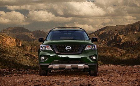2019 Nissan Pathfinder Rock Creek Edition Front Wallpapers 450x275 (3)