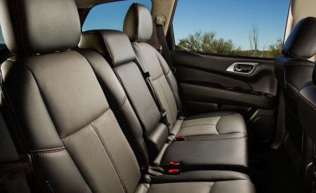 2019 Nissan Pathfinder Rock Creek Edition Interior Rear Seats Wallpapers 450x275 (17)