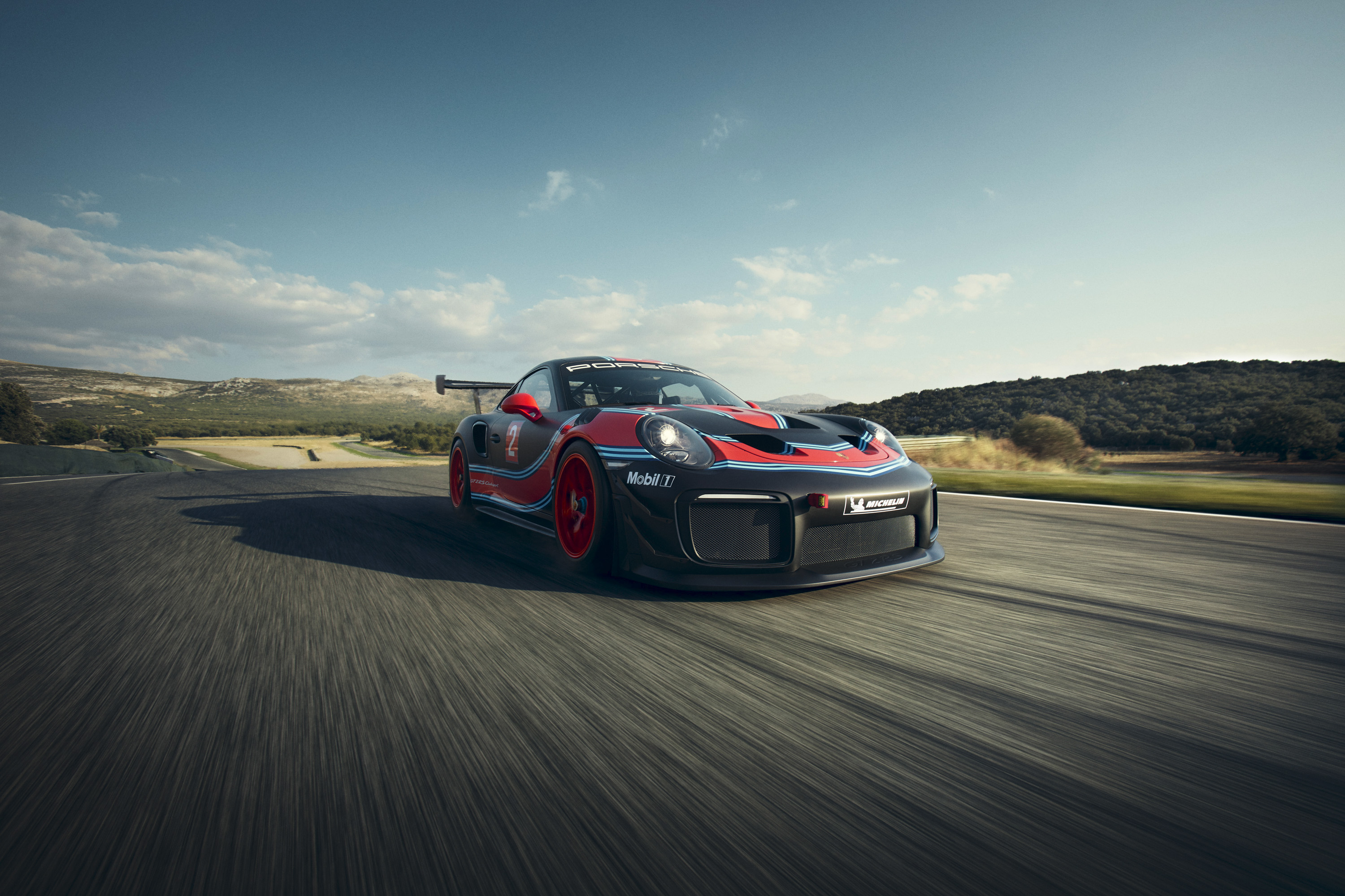 2019 Porsche 911 GT2 RS Clubsport Front Three-Quarter Wallpapers (1)