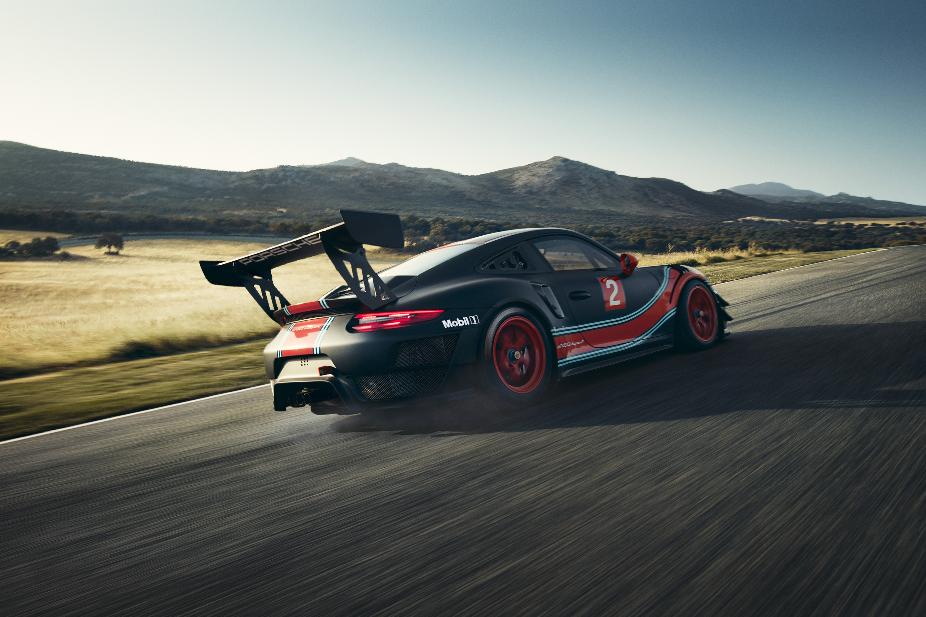 2019 Porsche 911 GT2 RS Clubsport Rear Three-Quarter Wallpapers (7)