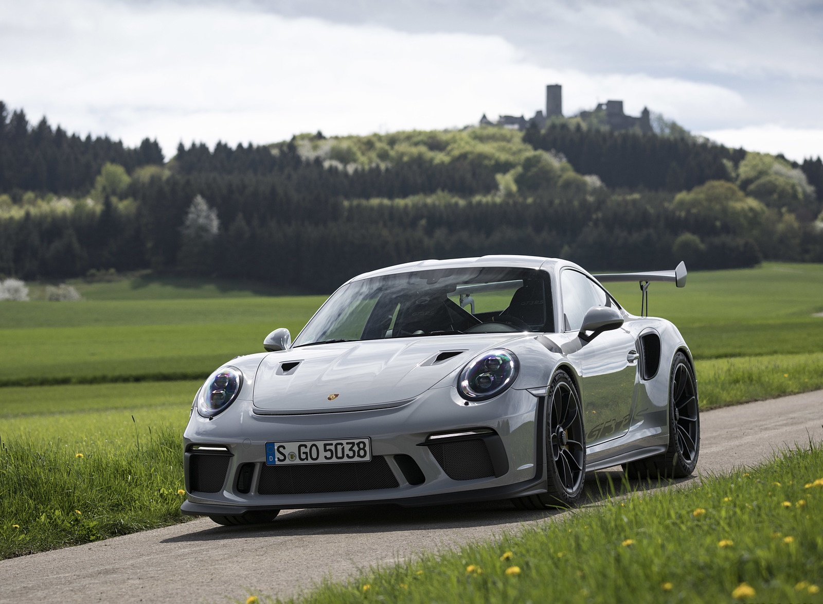 2019 Porsche 911 GT3 RS (Color: Crayon) Front Three-Quarter Wallpapers #59 of 209