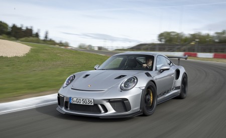 2019 Porsche 911 GT3 RS (Color: GT-Silver) Front Three-Quarter Wallpapers 450x275 (71)