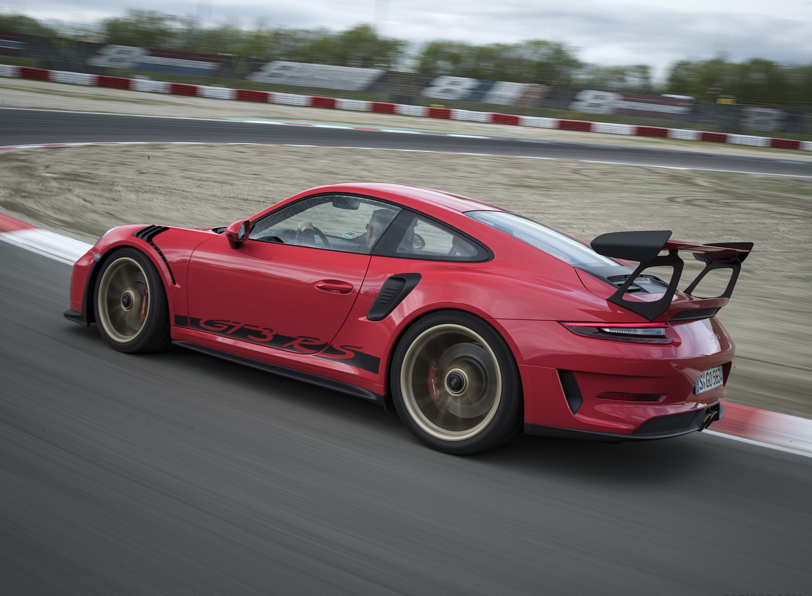 2019 Porsche 911 GT3 RS (Color: Guards Red) Rear Three-Quarter Wallpapers #109 of 209