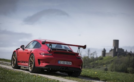 2019 Porsche 911 GT3 RS (Color: Guards Red) Rear Three-Quarter Wallpapers 450x275 (101)