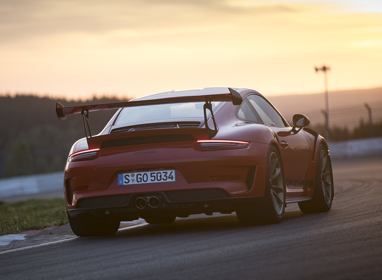 2019 Porsche 911 GT3 RS (Color: Guards Red) Rear Wallpapers #102 of 209