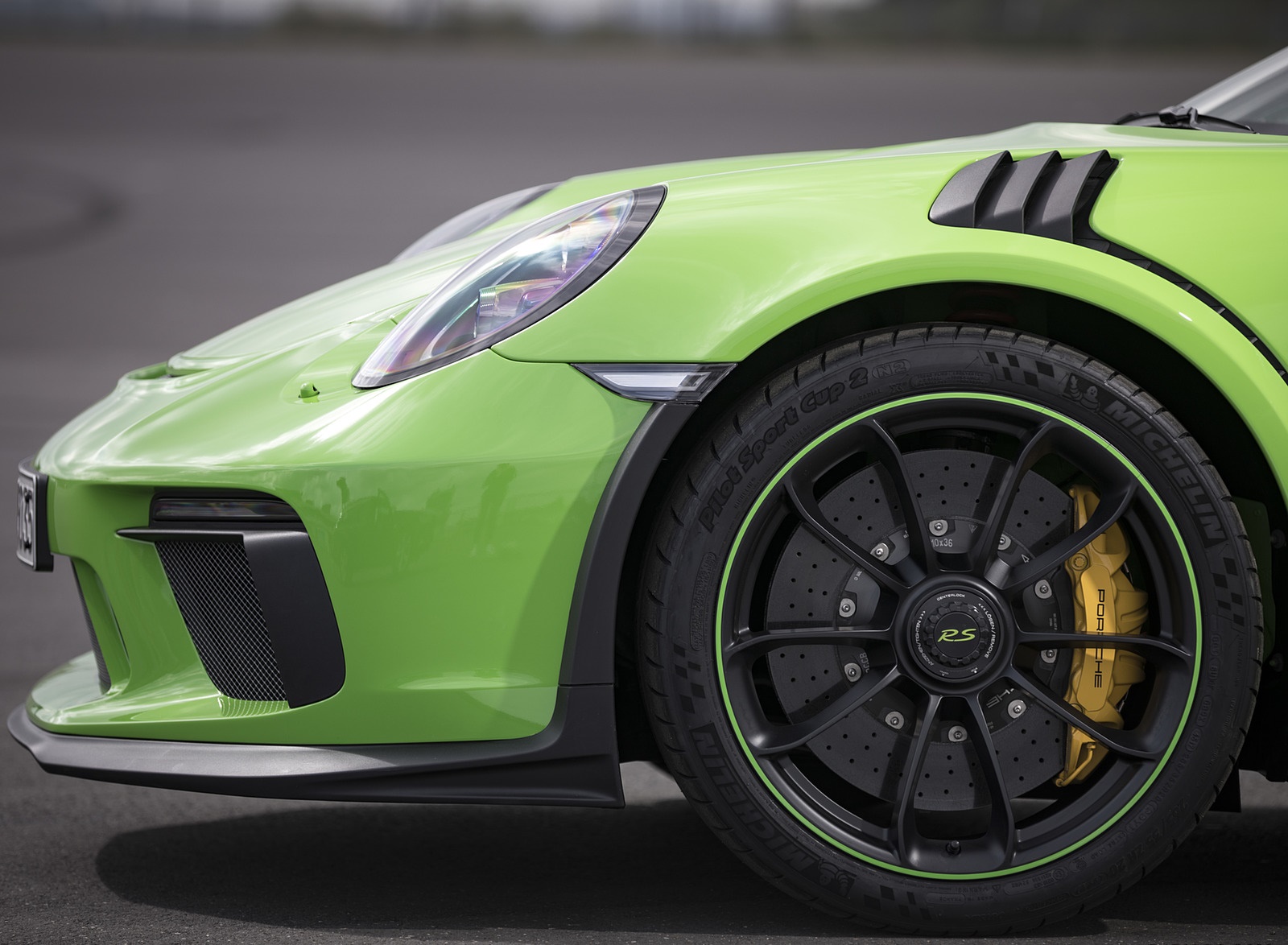 Порше 911 gt3 RS Green