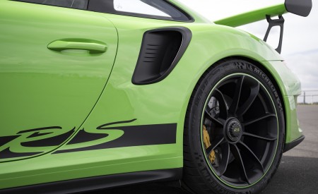 2019 Porsche 911 GT3 RS (Color: Lizard Green) Wheel Wallpapers 450x275 (157)