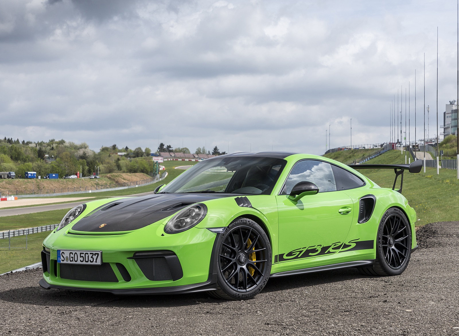 2019 Porsche 911 GT3 RS Weissach Package (Color: Lizard Green) Front Three-Quarter Wallpapers #179 of 209