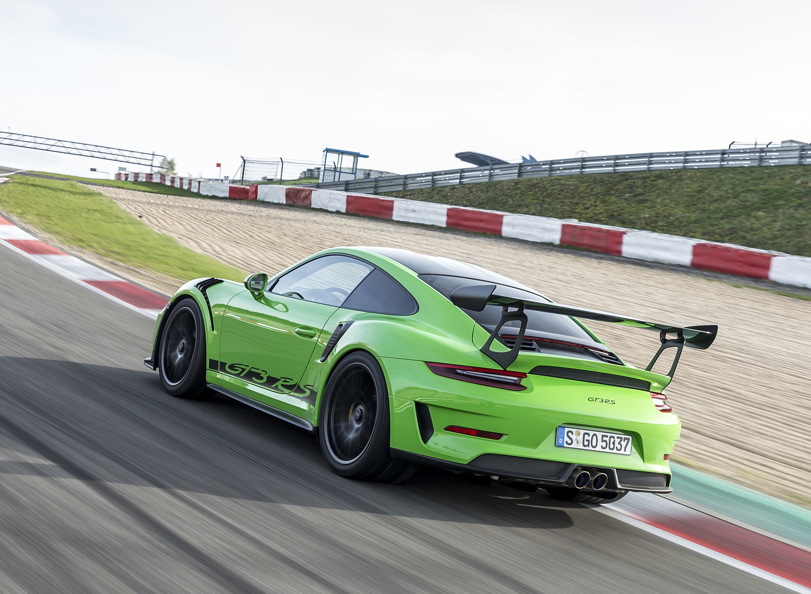 2019 Porsche 911 GT3 RS Weissach Package (Color: Lizard Green) Rear Three-Quarter Wallpapers #180 of 209