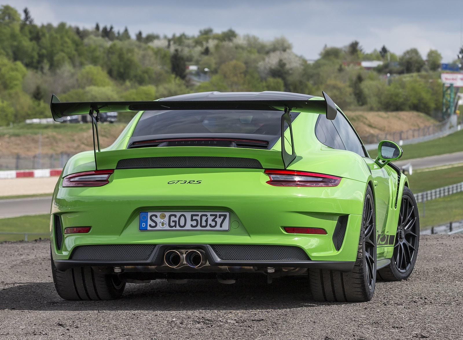 Порше 911 gt3 RS Green