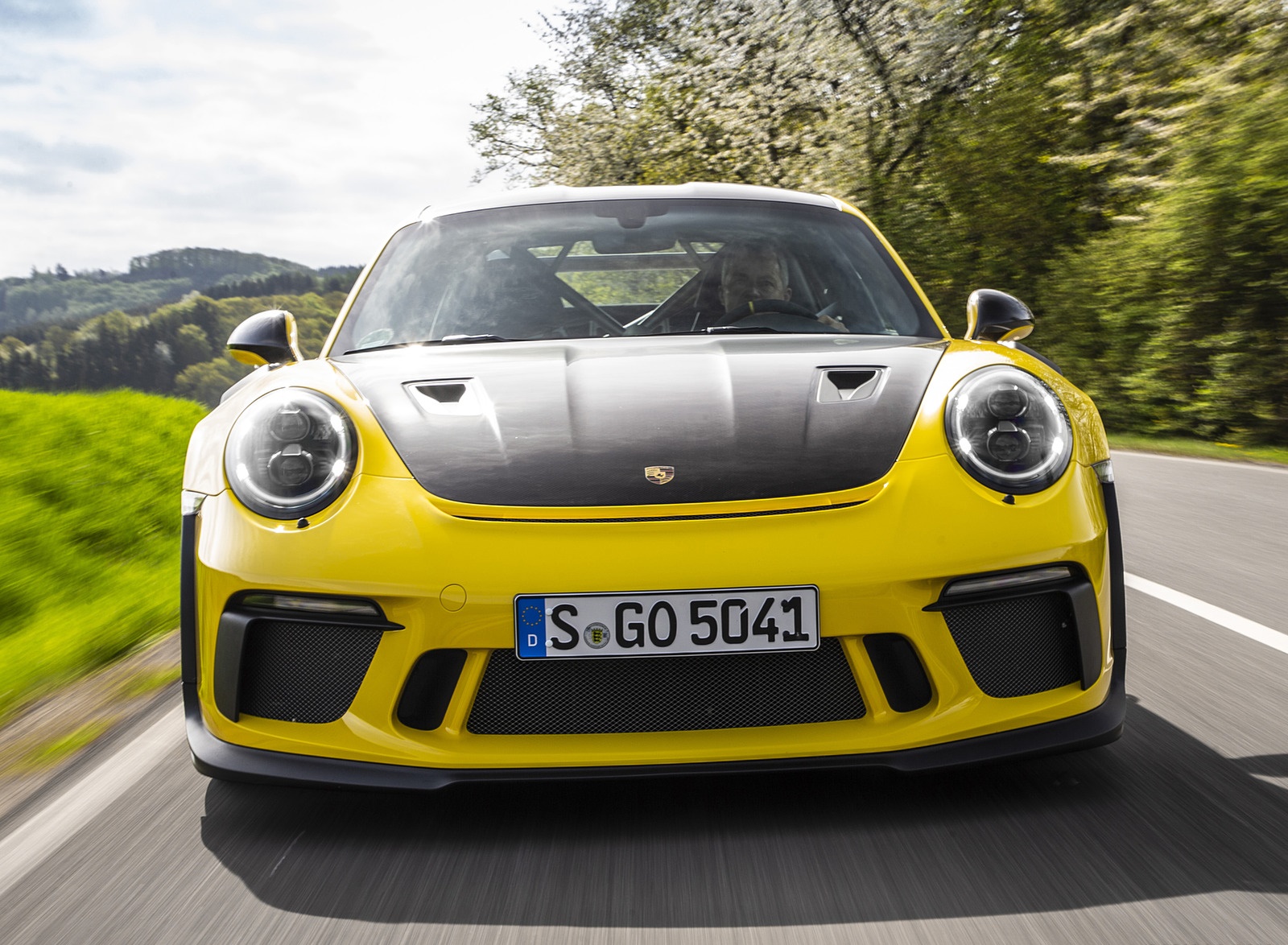 2019 Porsche 911 GT3 RS Weissach Package (Color: Racing Yellow) Front Wallpapers #4 of 209