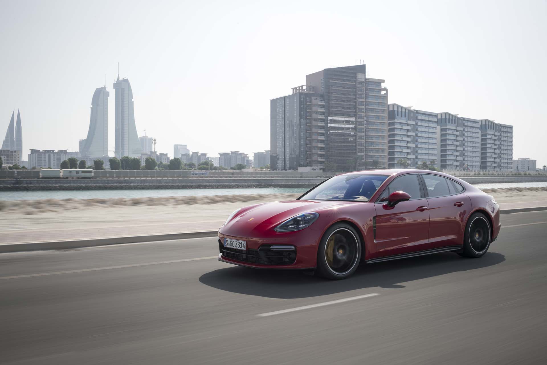 2019 Porsche Panamera GTS (Color: Carmine Red) Front Three-Quarter Wallpapers #59 of 113