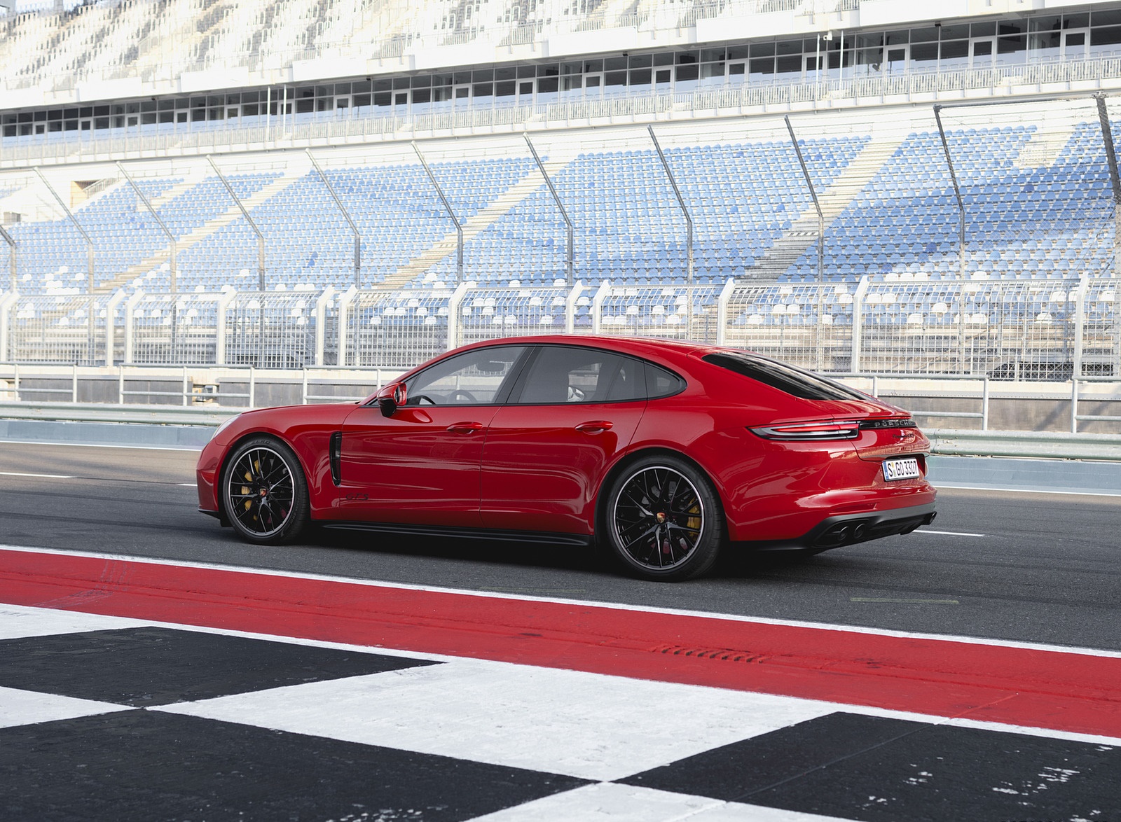 2019 Porsche Panamera GTS (Color: Carmine Red) Rear Three-Quarter Wallpapers #74 of 113