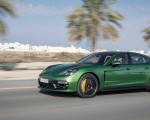 2019 Porsche Panamera GTS (Color: Mamba Green Metallic) Side Wallpapers 150x120 (35)