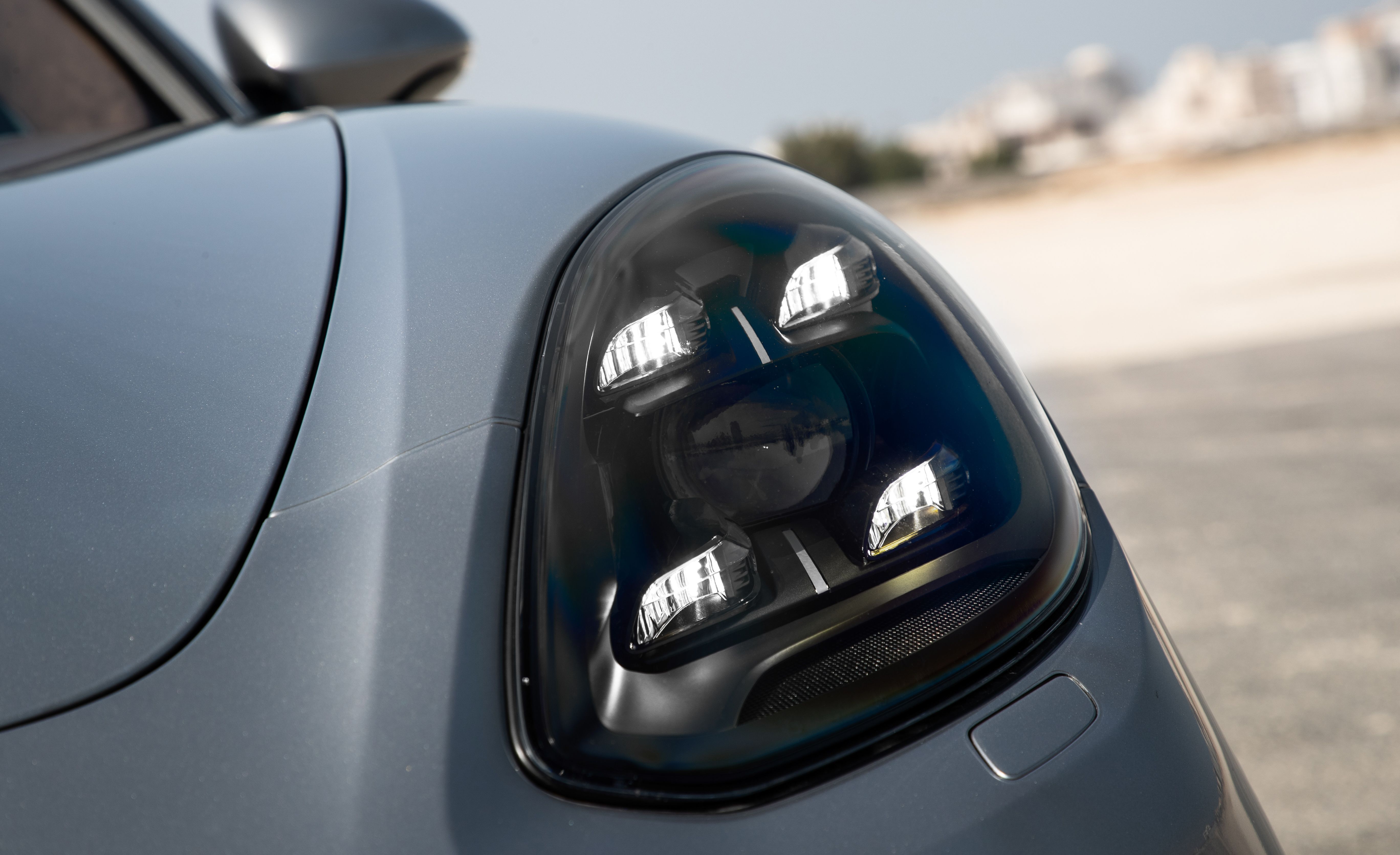 2019 Porsche Panamera GTS Headlight Wallpapers #112 of 113