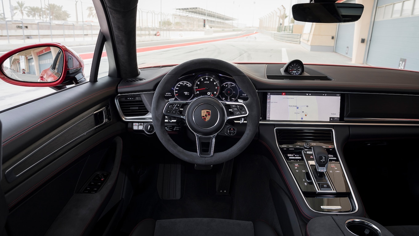 2019 Porsche Panamera GTS Interior Wallpapers #92 of 113