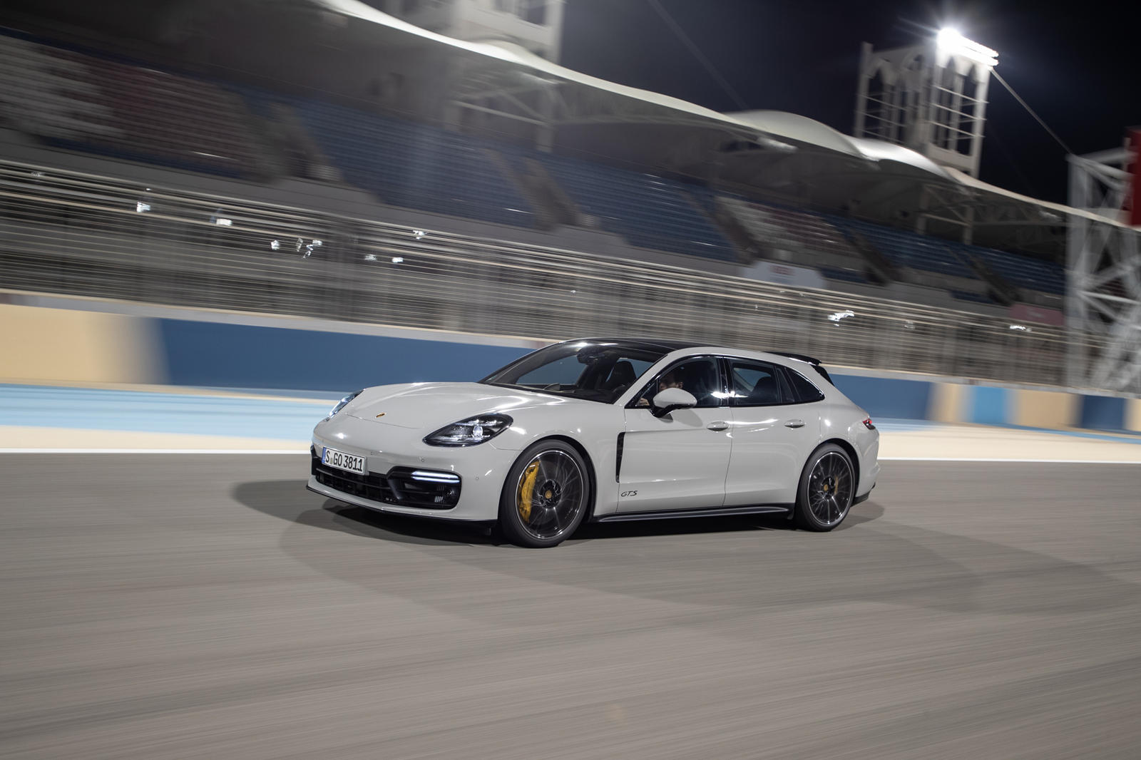 Порше Панамера GTS 2019