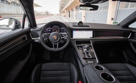 2019 Porsche Panamera GTS Sport Turismo Interior Cockpit Wallpapers 450x275 (86)